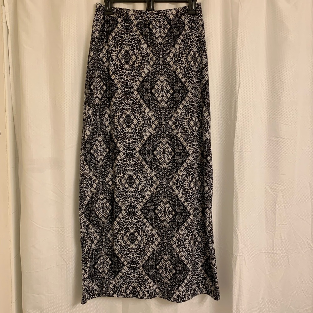 Just Be Geometric Maxi